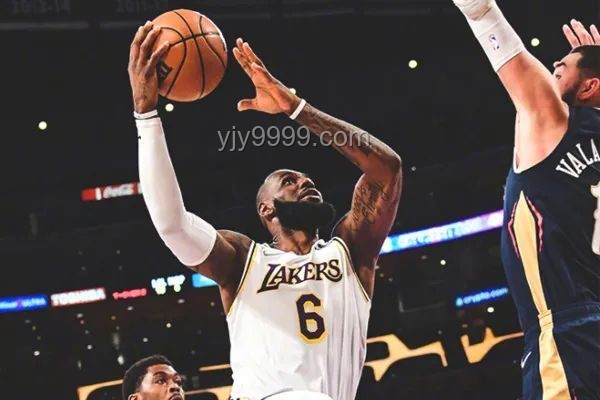NBA防守传奇重塑：历史最佳防守五人组的创新解析🌟,🏀,数据洞察,篮球策略,历史重构